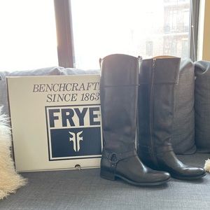 Frye Melissa Harness Inside ZIP Size 8